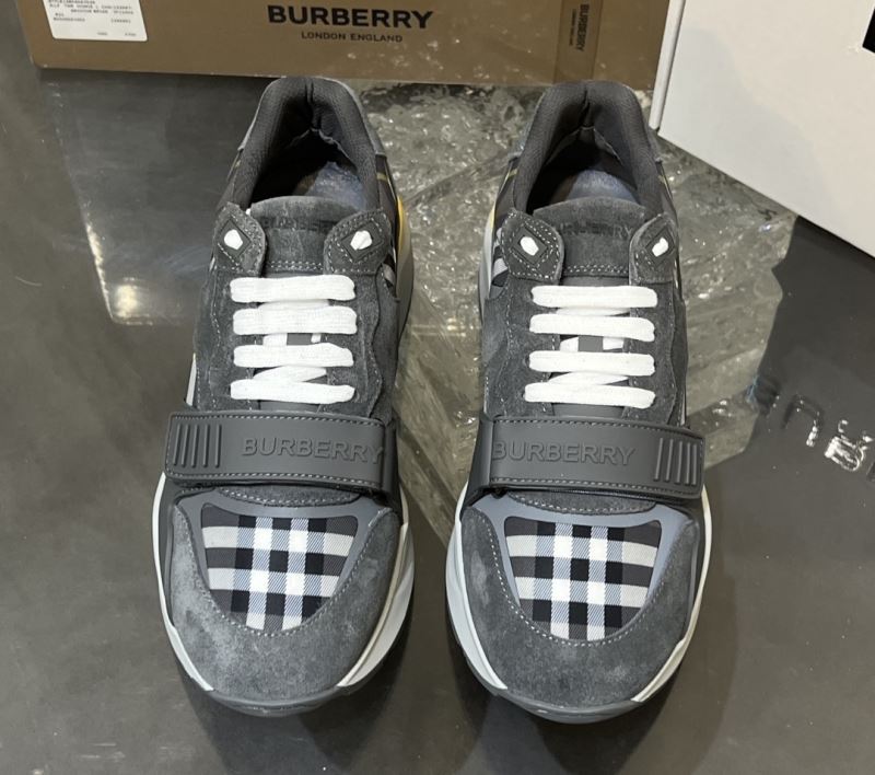 Burberry Low Shoes